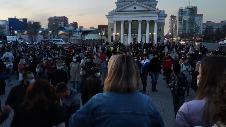 На школьника завели уголовное дело за призывы к участию в несанкционированных акциях в Челябинске