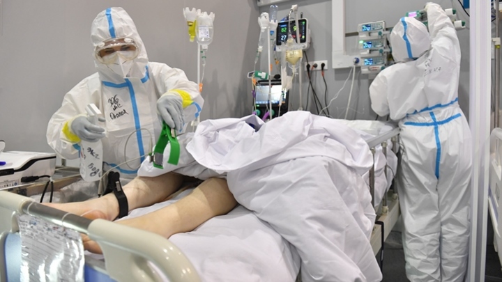 Еще два пациента с коронавирусом скончались в Кузбассе на утро 19 июня