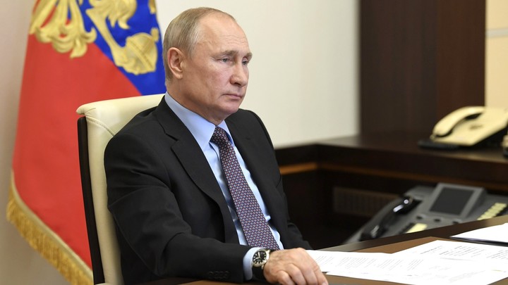 Десять минут - и уже не по себе: Путин раскритиковал популярную защиту от COVID