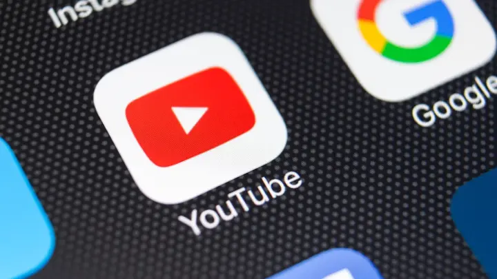 YouTube остаётся в России ради нужного контента: Пранкеры Вован и Лексус вывели топа Google на чистую воду