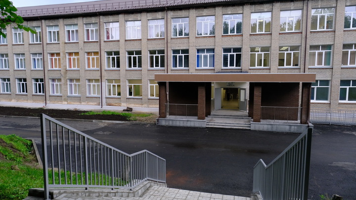 За лето в школы Новосибирской области приняли на работу тысячу педагогов