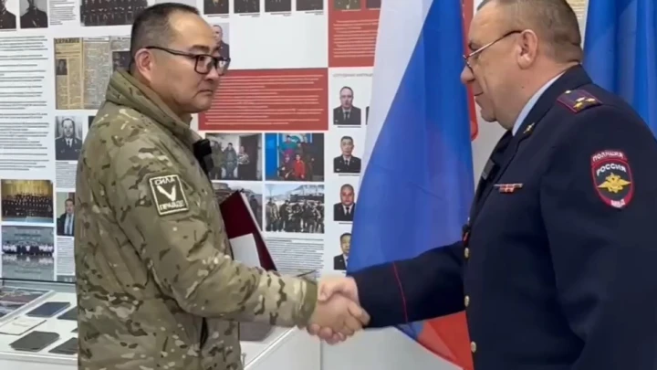 Паспорт РФ - за заслуги на СВО: как уроженец Китая стал русским