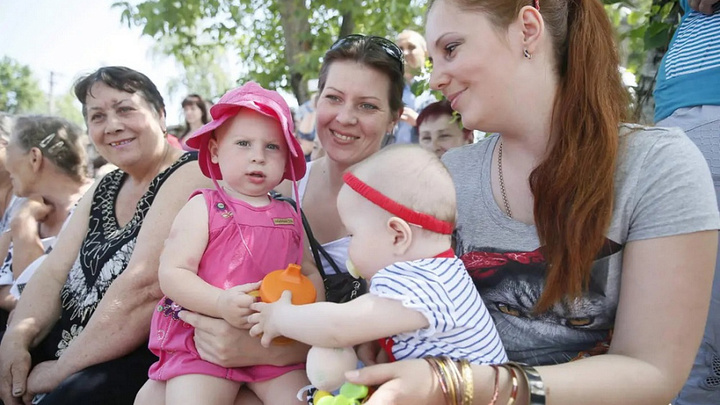 На Кубани почти 60 тыс. семей получают ежемесячные выплаты на первенца
