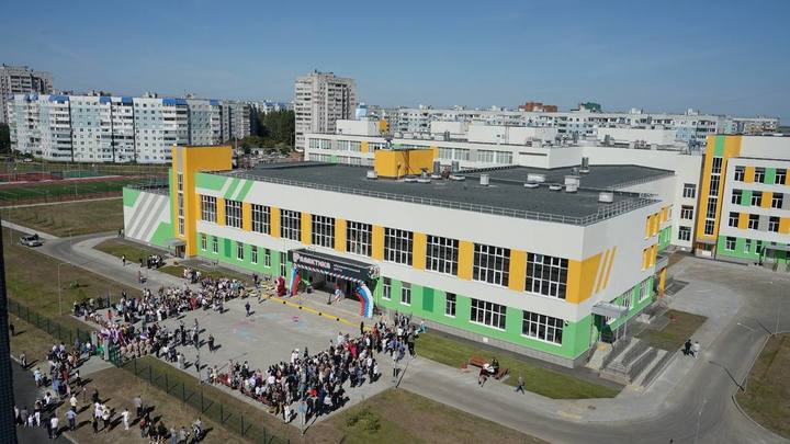 В Самарской области открылась самая большая школа на 1600 мест