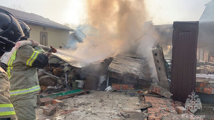 В Адыгее один человек пострадал при взрыве газового баллона в гараже