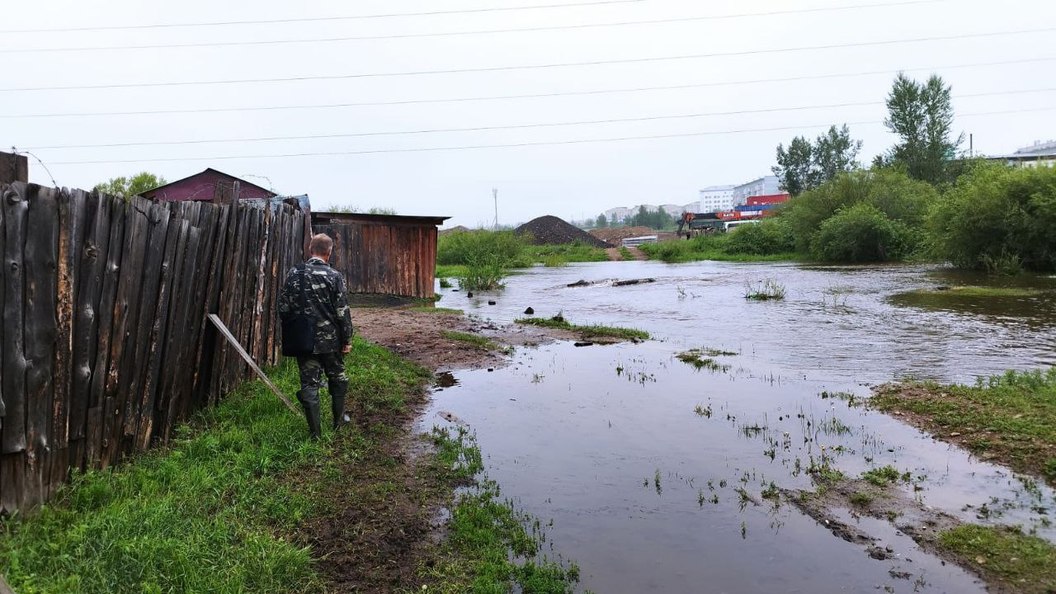 Кинель вышел из берегов. Кинель вышел из берегов. Река большой иргиз пестравка. Паводок. Потоп в городе.