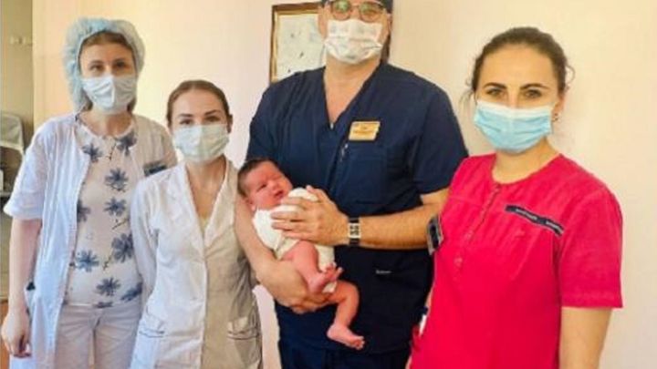 Родила богатыря! В Ростовской области появился на свет малыш весом больше пяти килограммов