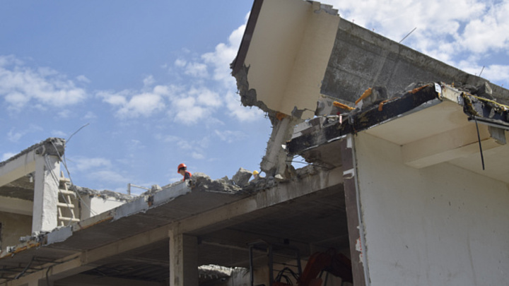 А как же мы?: Жители Сочи обнаружили на Генплане, что на месте их домов построят детсад и школу