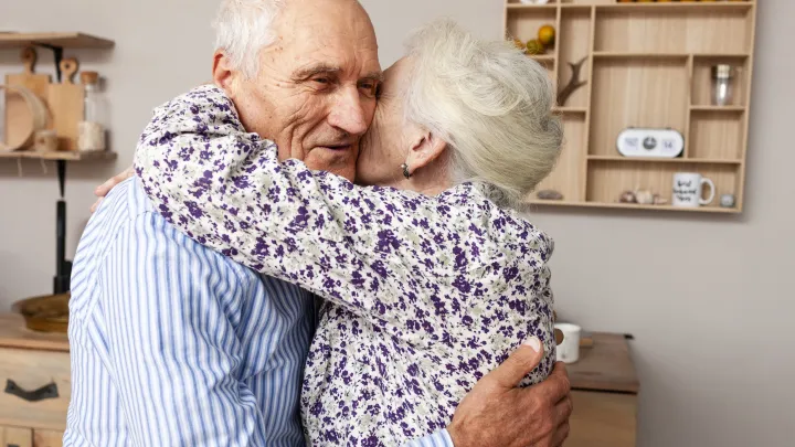 Молодость можно сохранить: учёные доказали, что многоязычие помогает замедлить старение мозга у пожилых