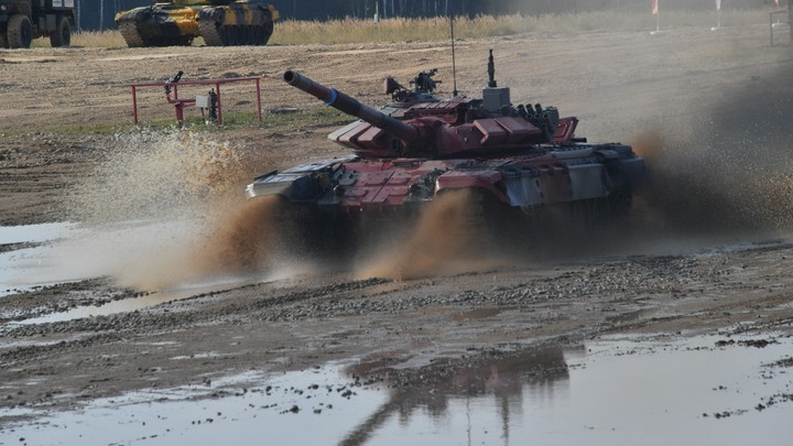 Скандалы и проволочки: Зеленский обругал Вашингтон, а потом потребовал от него новых подачек