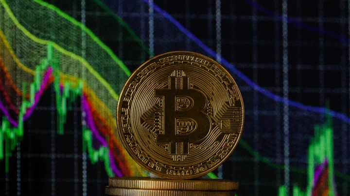 14 лет ждали: забытые биткоины на $2,18 млрд снова в игре
