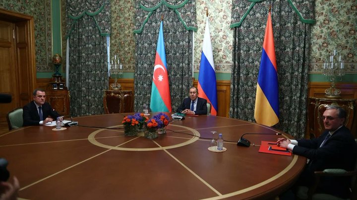 В годовщину подписания заявления о прекращении огня Ереван призвал Баку выполнить все договоренности