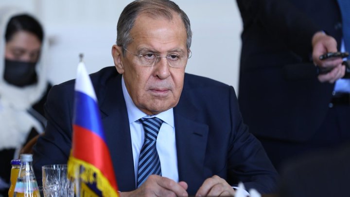 Лавров озвучил ответ России на санкции США: Дипломаты на выход, политики - под санкции
