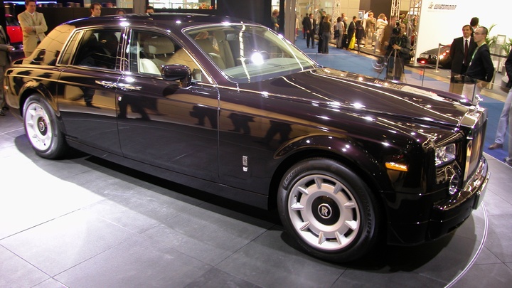 Гендиректор Rolls-Royce решил уволиться и поехать на рыбалку