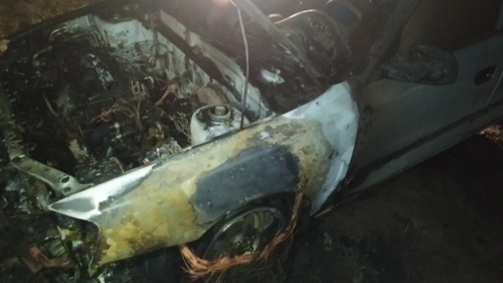В первомайскую ночь во Владимирской области дотла сгорела машина
