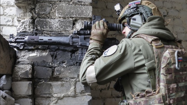 Док спас 300 раненых, не обращая внимания на обстрелы: Чудо из зоны СВО