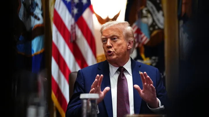 Трамп стыдливо переобулся - США пообломали зубы о Китай: Сейчас тихо сидят, договариваются