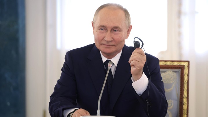 Подарок на 2025-й. В начале года Путин получил нового союзника