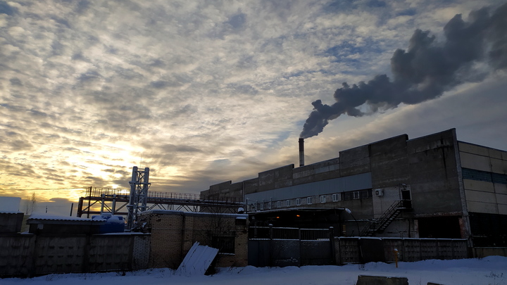 Мелитопольцев предупредили о взрывах в городе