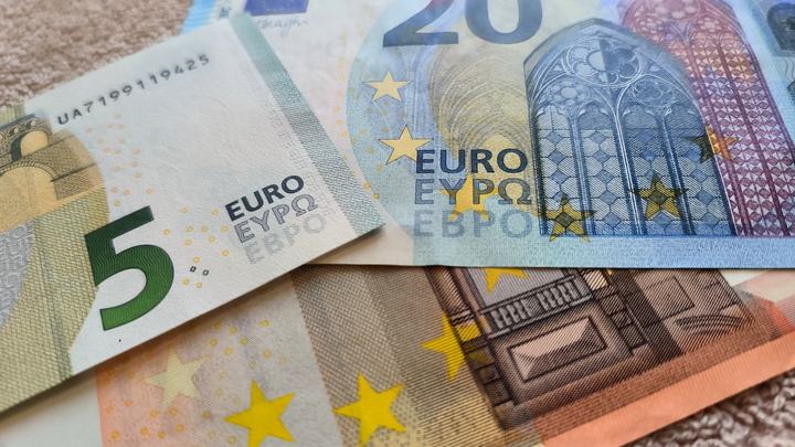 Евросоюз готов передать Украине доходы от замороженных активов, принадлежащих России