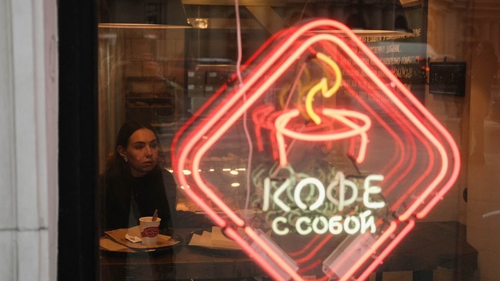Призыв Кремля к компромиссу сработал: Беглов встретился с представителем рестораторов