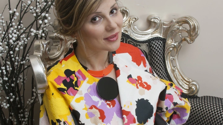 Вместо большой сцены в России - козы в Техасе. Лариса Черникова теперь им поёт Я люблю тебя, Дима?