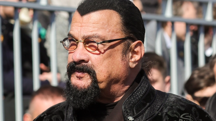 Стивен Сигал открыл в России бизнес по переработке отходов