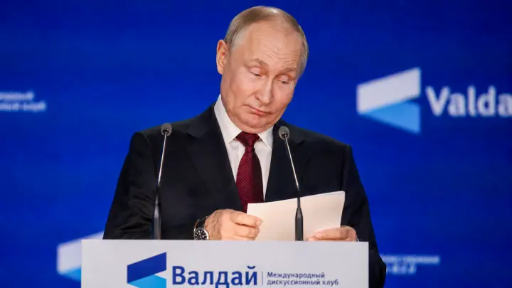 Фанаты саудовского Аль-Ахли встретили переход украинца Бондаренко мемами с Путиным