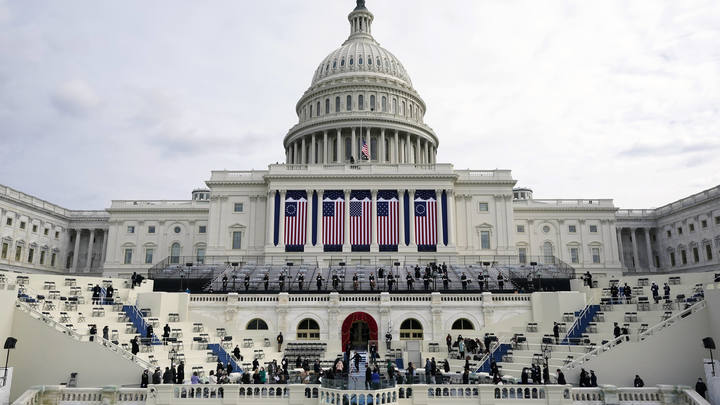 Инаугурация президента США: Четыре главных отличия церемоний Трампа и Байдена