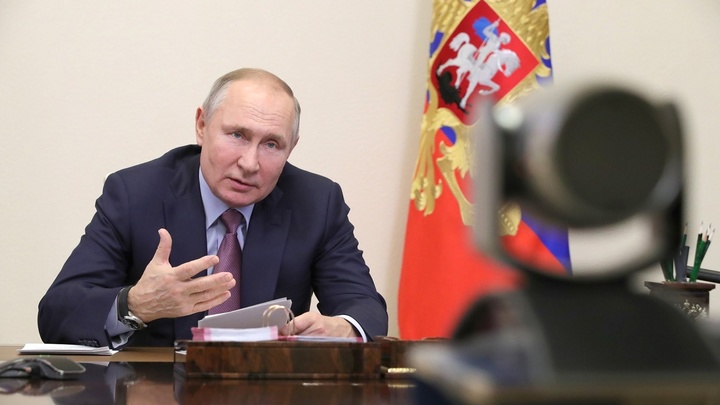 Кто у вас это придумывает? - Путин раскритиковал название элитарного лицея в Ростове-на-Дону