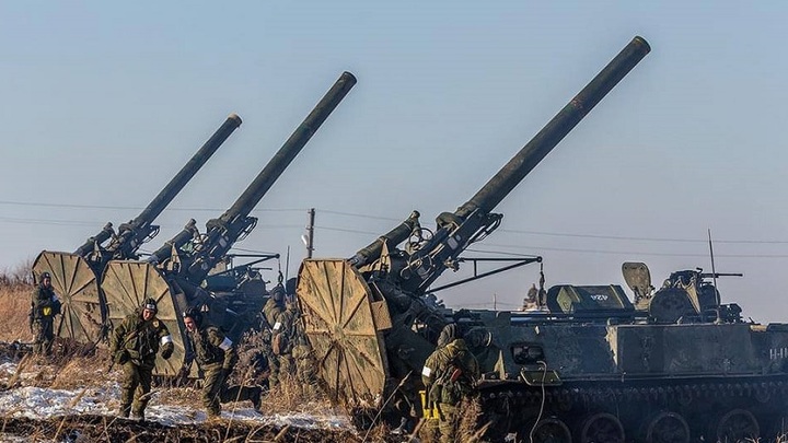 Русские артиллеристы применили оружие самого крупного калибра под Харьковом