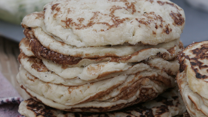 Попова объяснила, почему у школьников забрали блины и колбасу