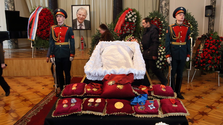 В Петербурге гробовщики подсчитывают сверхприбыль от коронавируса