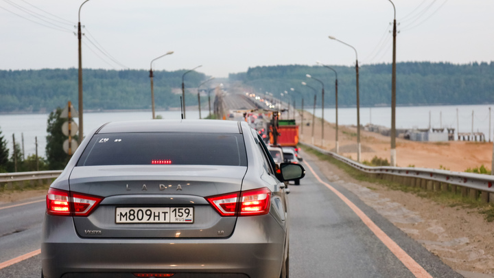 С 1 августа будет ограничено движение по Чусовскому мосту