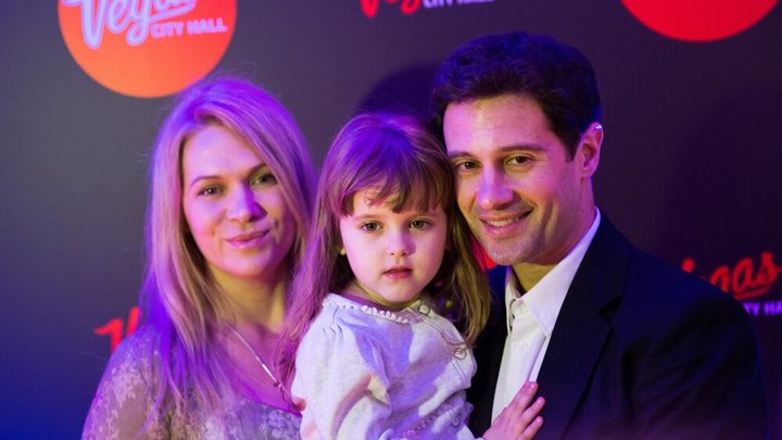 Муж и жена - одно целое. Секреты семейного счастья Антона и Виктории Макарских