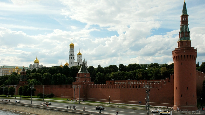 Кремль готов подумать о предоставлении гражданства западным журналистам