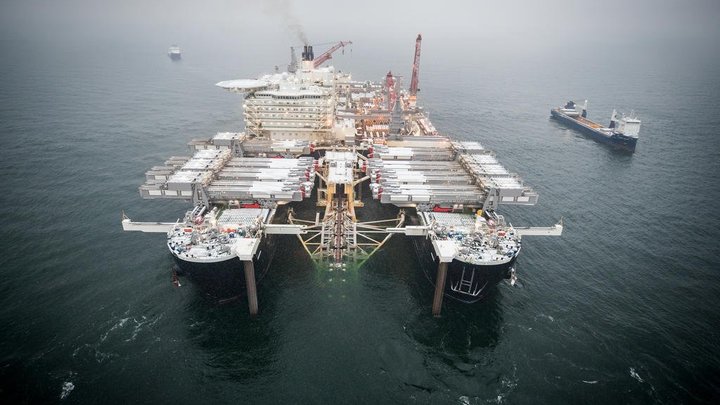 Брак или диверсия? В «Северном потоке-2» резко упало давление газа сразу на двух газопроводах