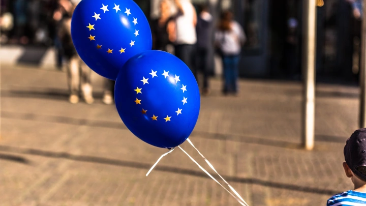 Евросоюз придумал новый хитрый план: Просто потратит проценты с замороженных активов России