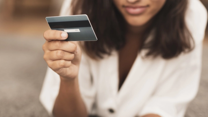 Карту заблокируют без предупреждения. Достаточно одного условия