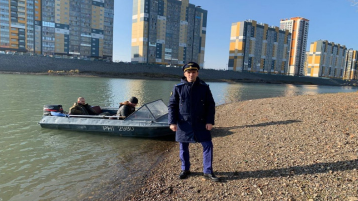 В Новосибирске прокуратура инициировала проверку чёрного пятна в Яринском затоне