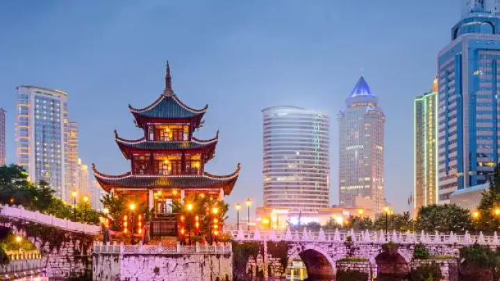 Тюменская модель знает секрет, как китайцы живут без мирового интернета