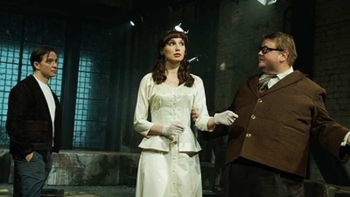 Режиссёр — предатель: Губернатор Развожаев отменил спектакли театра Вахтангова в Севастополе