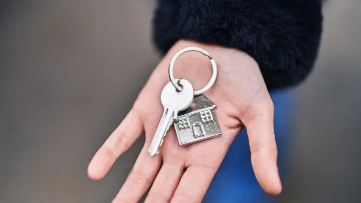 Как защититься при покупке квартиры от схемы Долиной