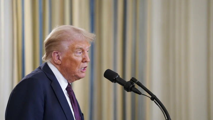 Просто затаилась: Трамп подтвердил отправку подлодок к берегам России