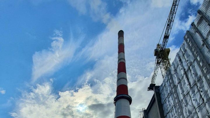 В Минске из-за прорыва труб на ТЭЦ приостановили работу два крупных завода