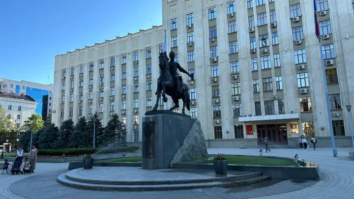 В небе над Краснодаром ночью было громко: власти успокоили граждан