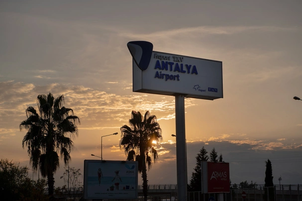 Значит, не наша смерть: пассажиры показали кадры эвакуации из горящего самолёта в Анталье