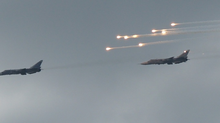 Русские экипажи штурмовиков Су-25 нанесли ракетные удары по позициям противника в зоне СВО