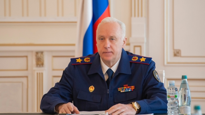 Грибок и трещины на стенах: СК проверит условия проживания в общежитии Новороссийска