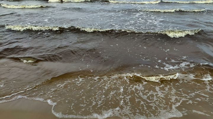 Взрыв у побережья Одессы. В море дрейфуют украинские мины